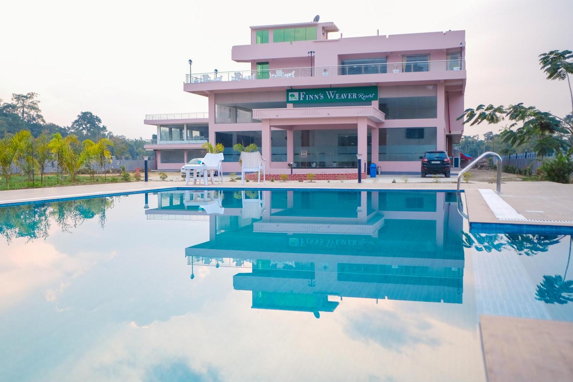 Finn'S Weaver Resort, Казіранґа Екстер'єр фото