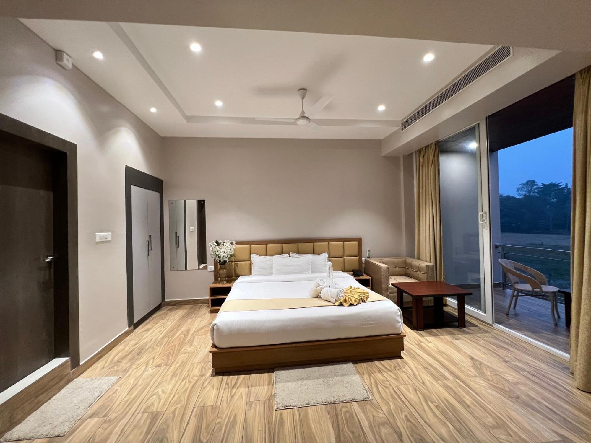 Finn'S Weaver Resort, Казіранґа Екстер'єр фото