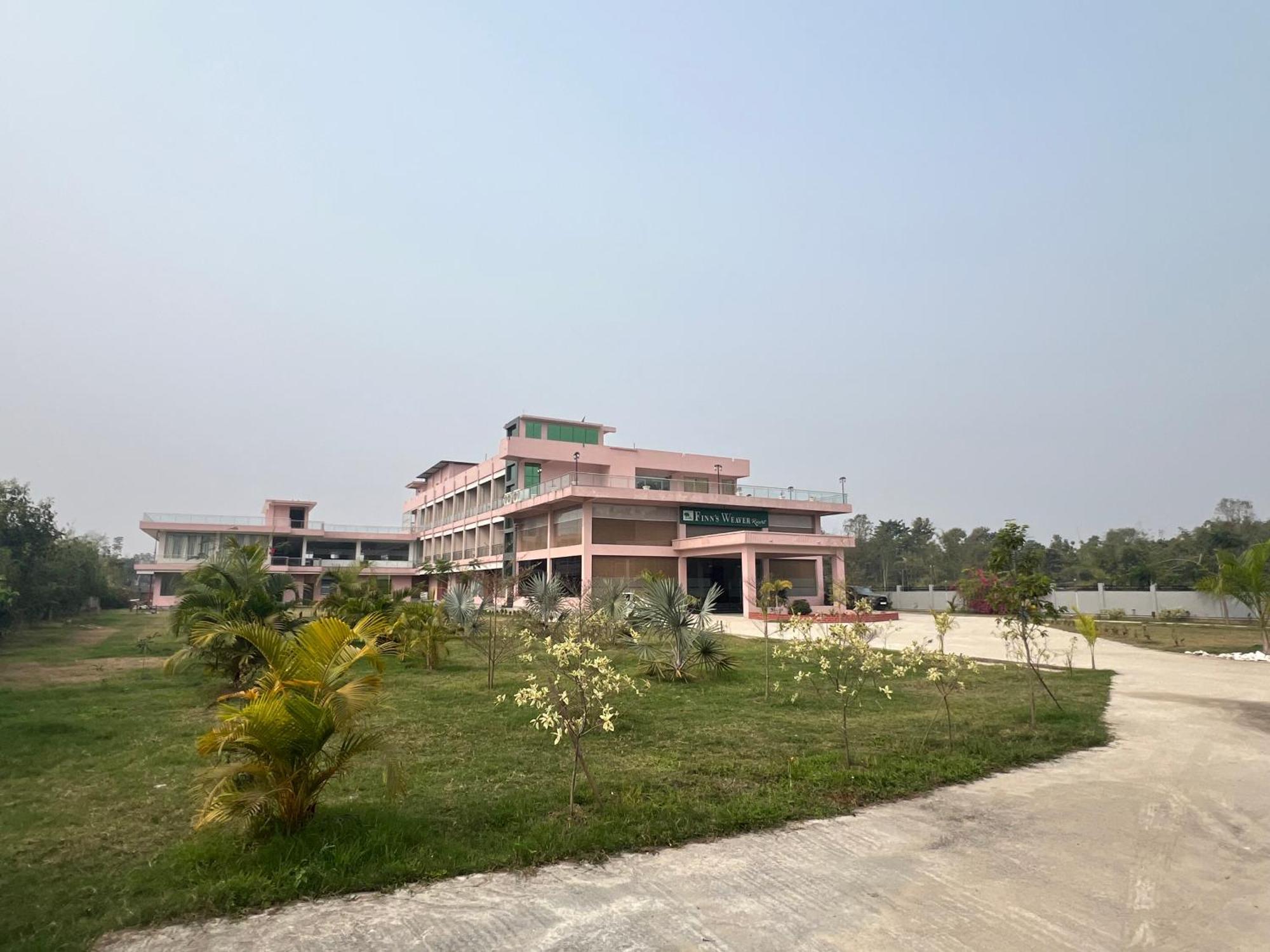 Finn'S Weaver Resort, Казіранґа Екстер'єр фото